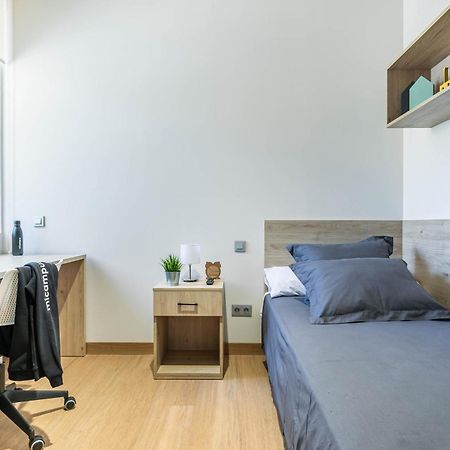 Micampus Aranjuez Student Residence Eksteriør bilde